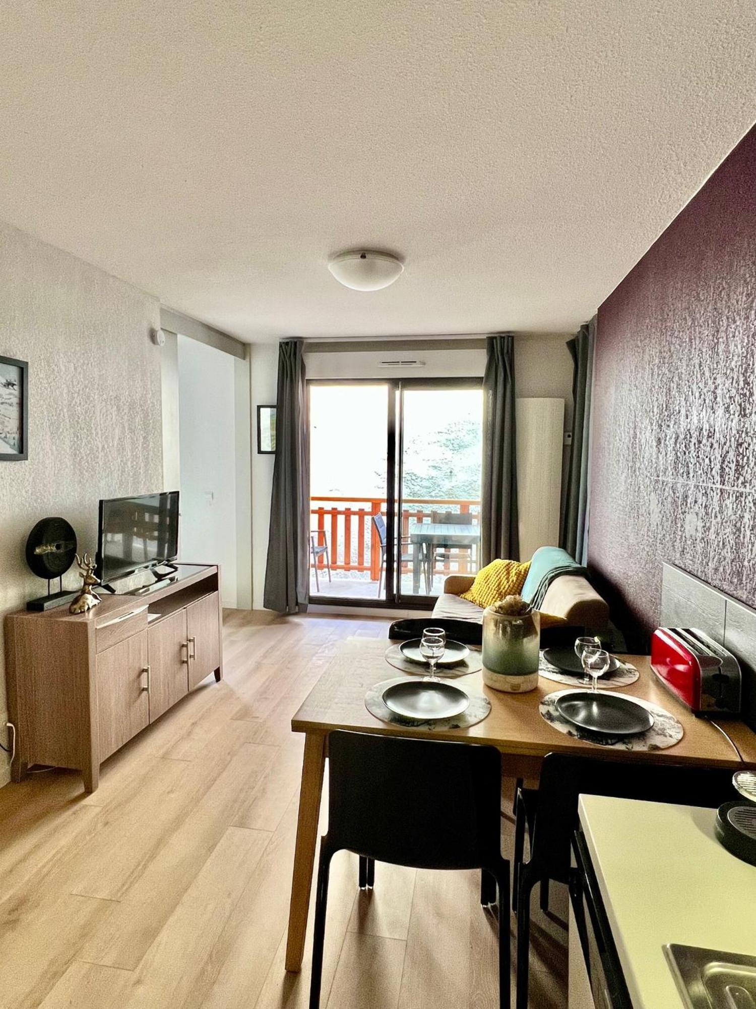 Appartement Familial Avec Parking Centre Valberg Péone Eksteriør billede