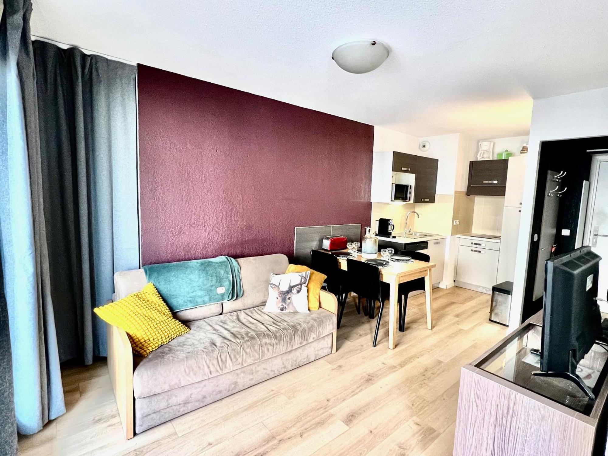Appartement Familial Avec Parking Centre Valberg Péone Eksteriør billede