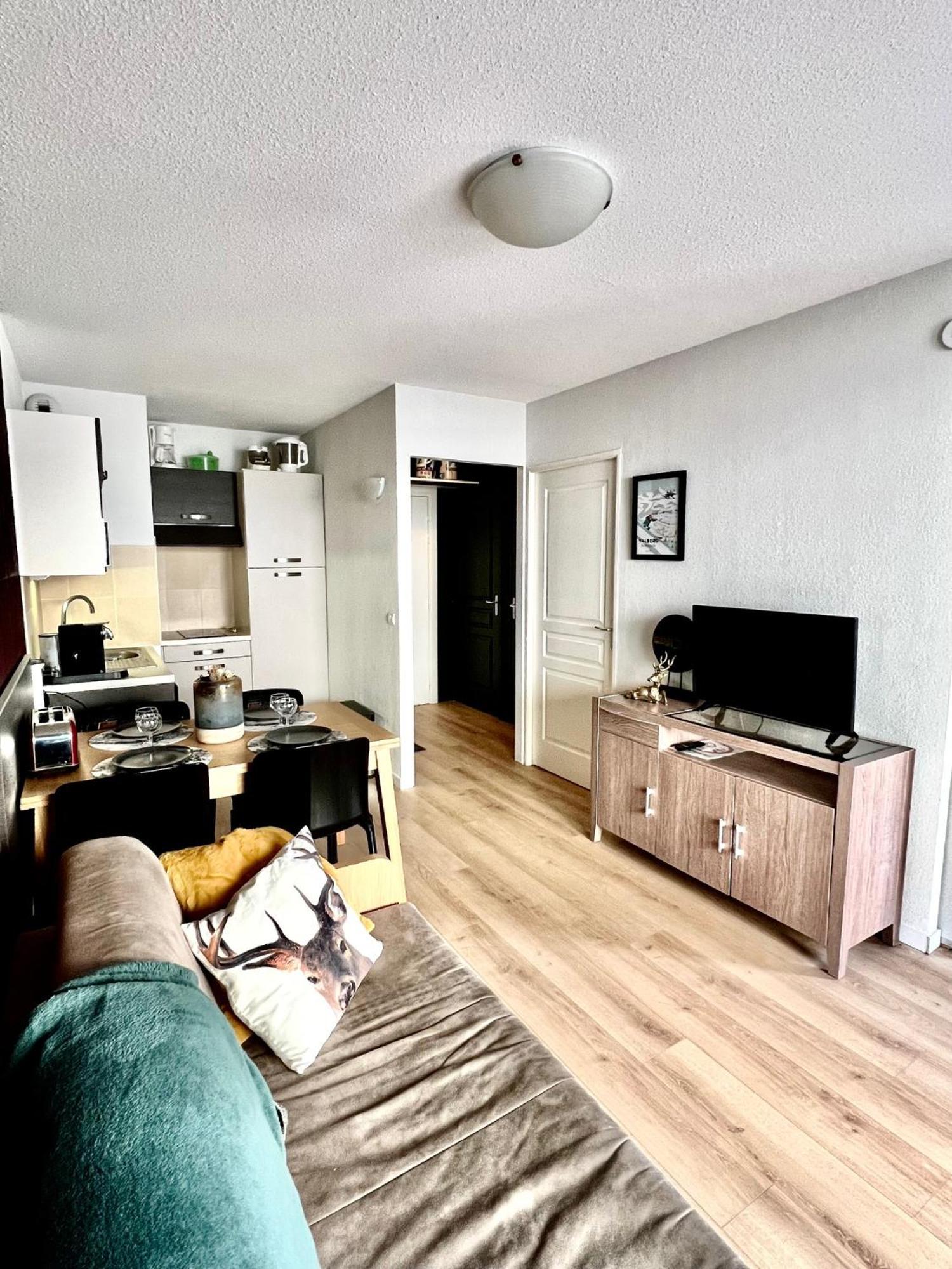 Appartement Familial Avec Parking Centre Valberg Péone Eksteriør billede